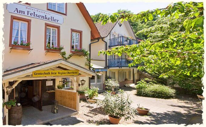 Hotel-Bio Gasthaus Am Felsenkeller ชเตาเฟิน เอม บรายสเกา ภายนอก รูปภาพ