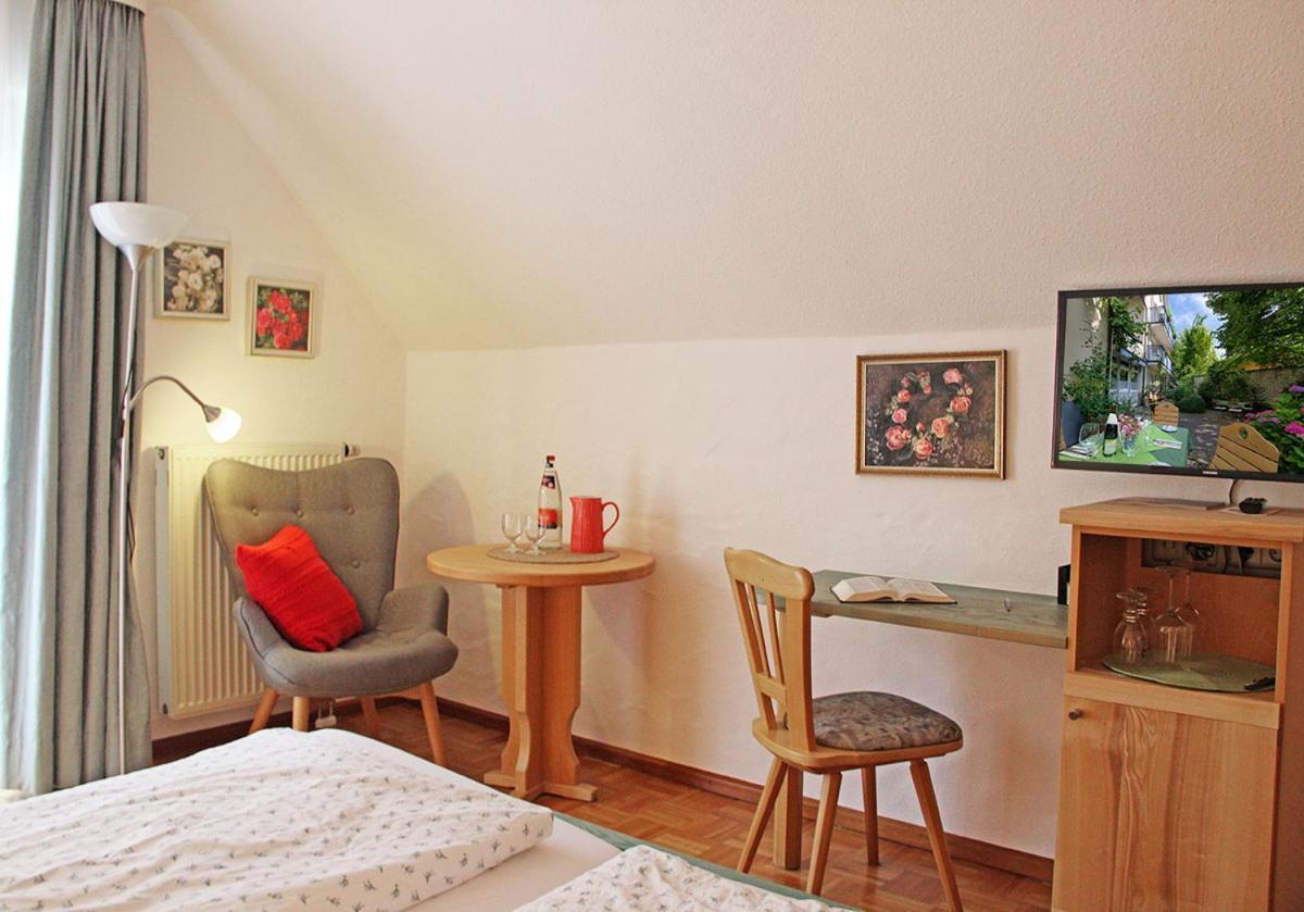 Hotel-Bio Gasthaus Am Felsenkeller ชเตาเฟิน เอม บรายสเกา ภายนอก รูปภาพ